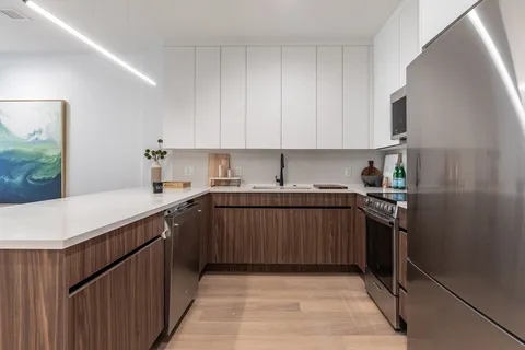 $1,390,000 | 1395 Washington Street, Unit PH603, Boston, MA 02118