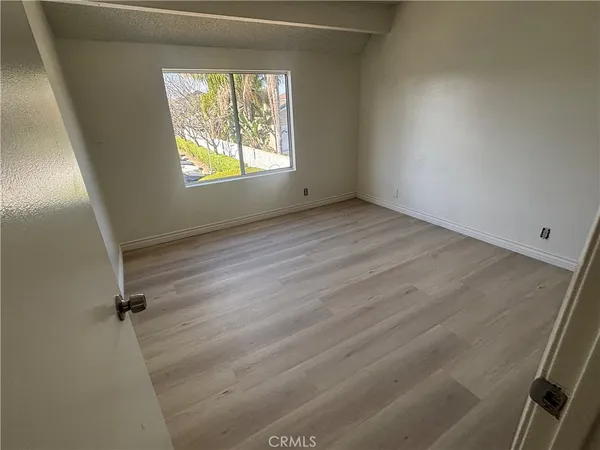 $3,000 | 167 Briarwood, Irvine, CA 92604