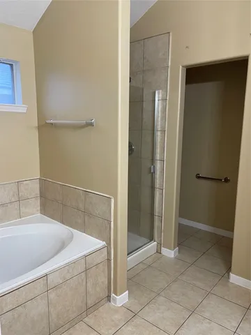 $1,950 | 19530 Village Of Bridgestone Lane, Spring, TX 77379