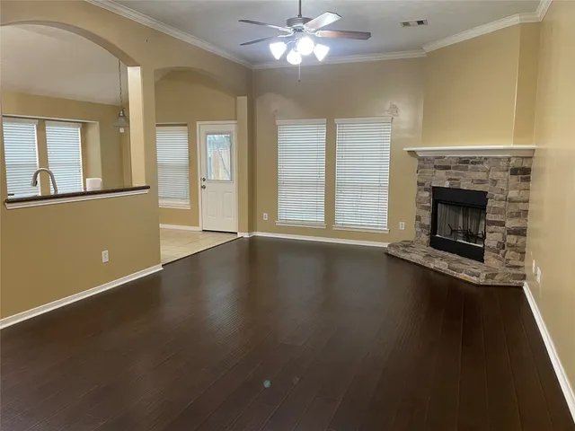 $1,950 | 19530 Village Of Bridgestone Lane, Spring, TX 77379