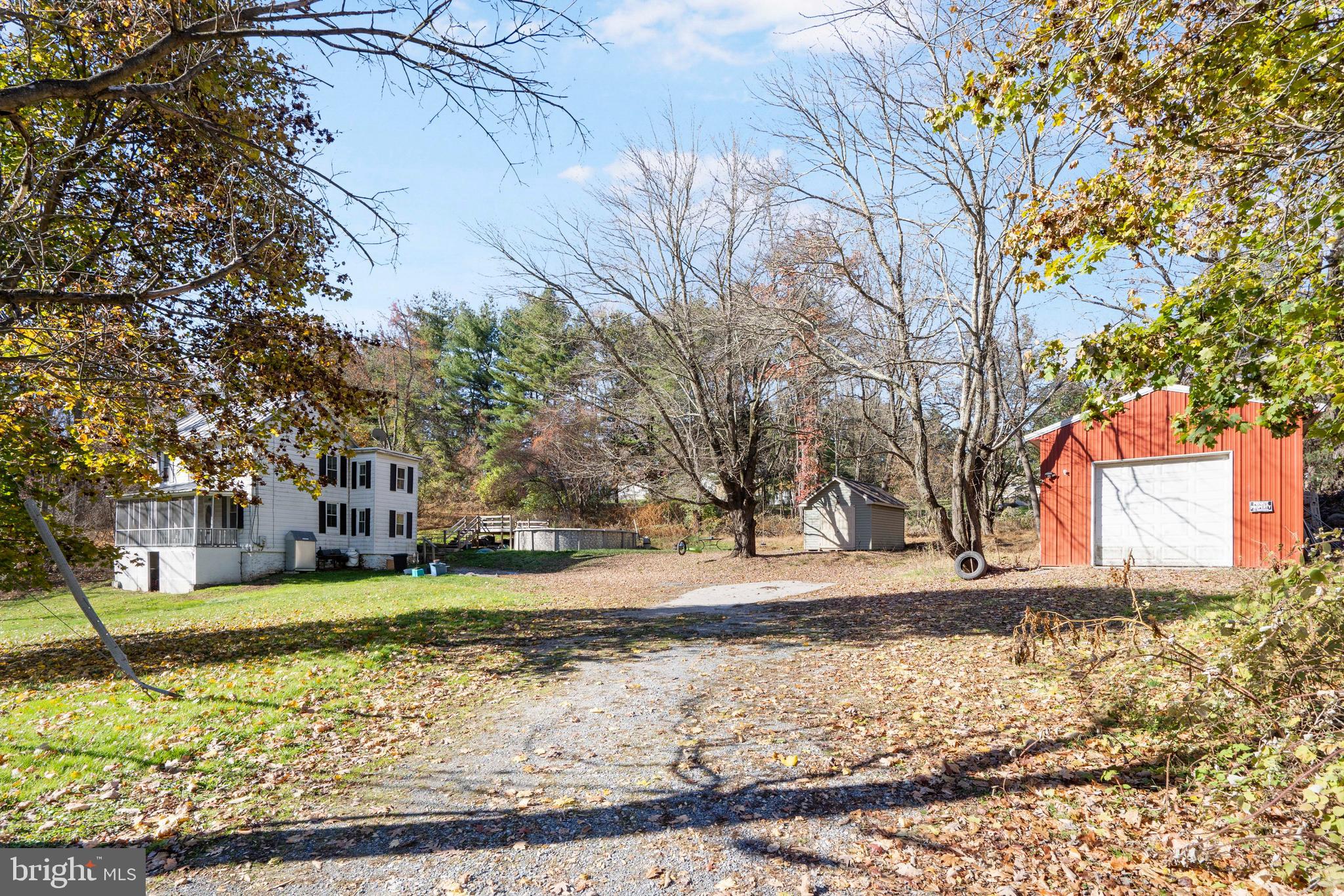 2456 Fairmount Road Hampstead, MD 21074 - Photo 25 of 27 Long Driveway for Parking