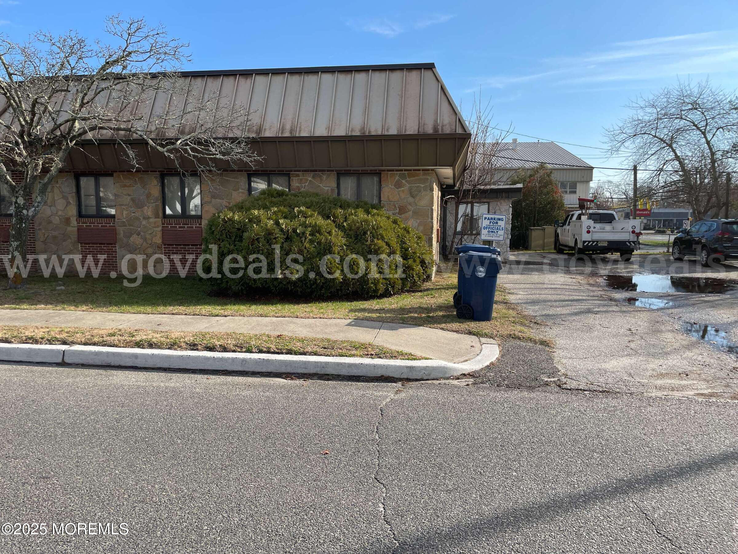 7 Gifford Road Little Egg Harbor, NJ 08087 - Photo 8 of 14 a view of a house with a patio