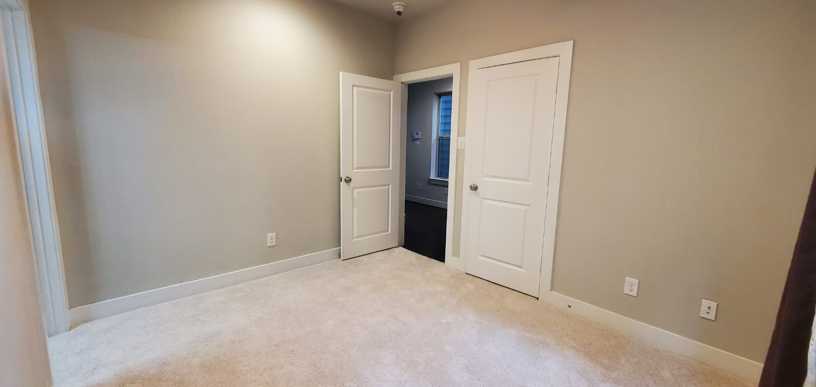 2422 Maufferd Street Houston, TX 77009 - Photo 6 of 35 a view of an empty room