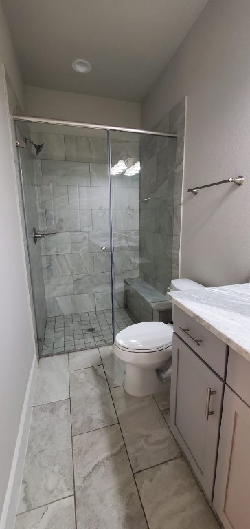 2422 Maufferd Street Houston, TX 77009 - Photo 7 of 35 a bathroom with a shower and a toilet