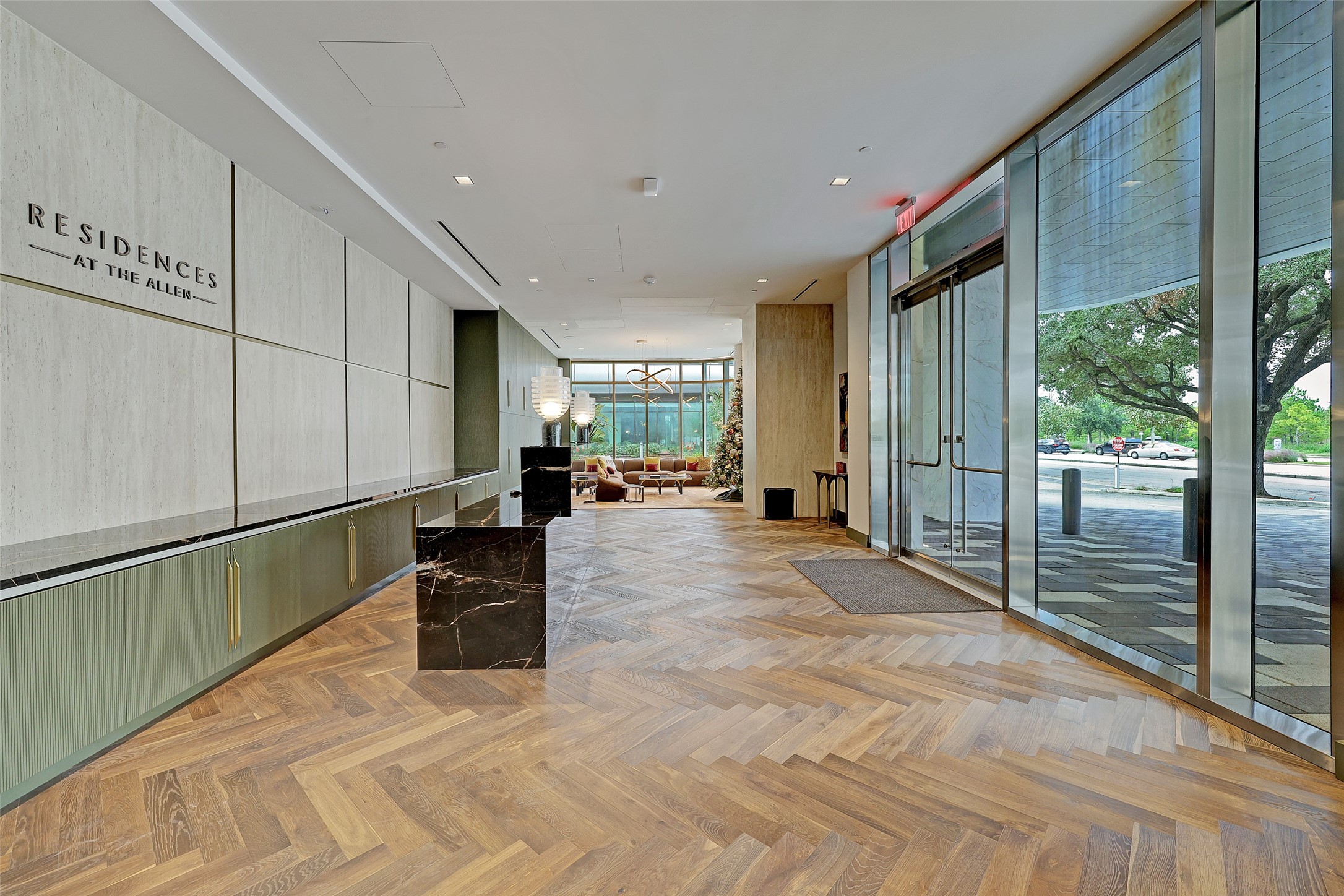 1711 Allen Parkway, Unit 2301 Houston, TX 77019 - Photo 27 of 45 a view of livingroom with furniture