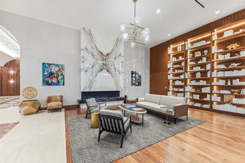 $2,295,000 | 1711 Allen Parkway, Unit 2301, Houston, TX 77019