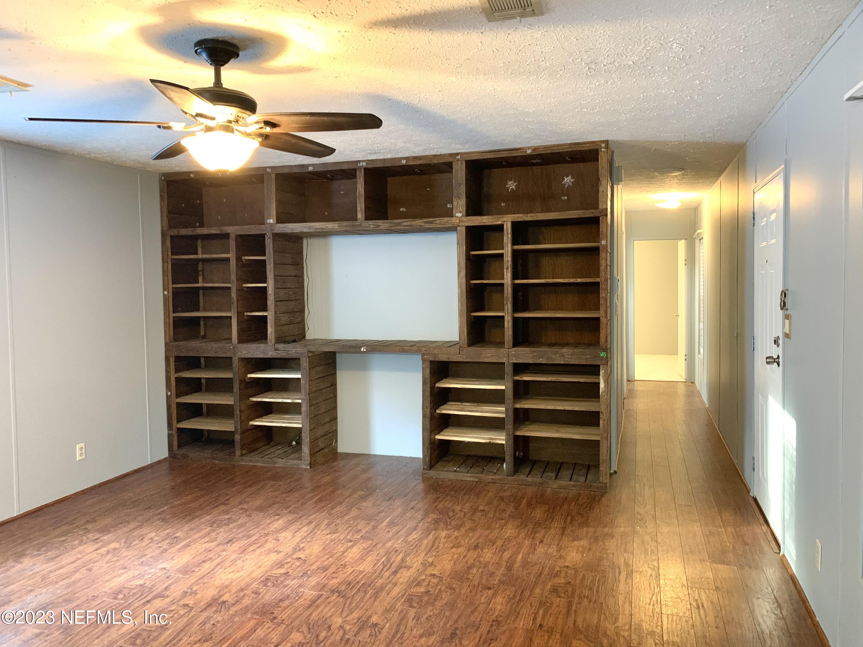 3208 Stella Hall Road Middleburg, FL 32068 - Photo 10 of 20 F1ED6B0F-81A8-47D2-87E9-7D2BA0C55BFC