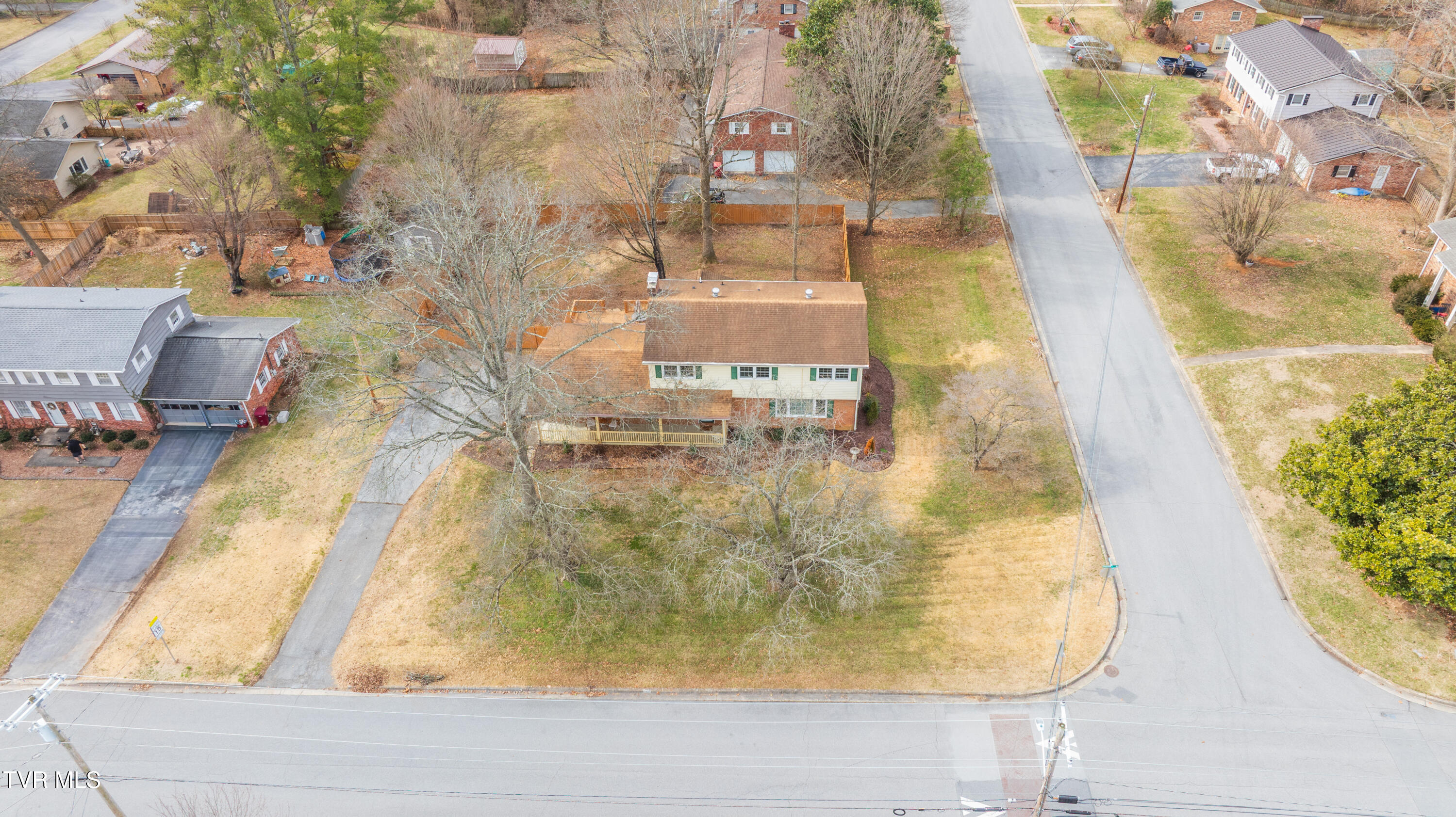 2405 Rambling Road Johnson City, TN 37604 - Photo 59 of 65 059