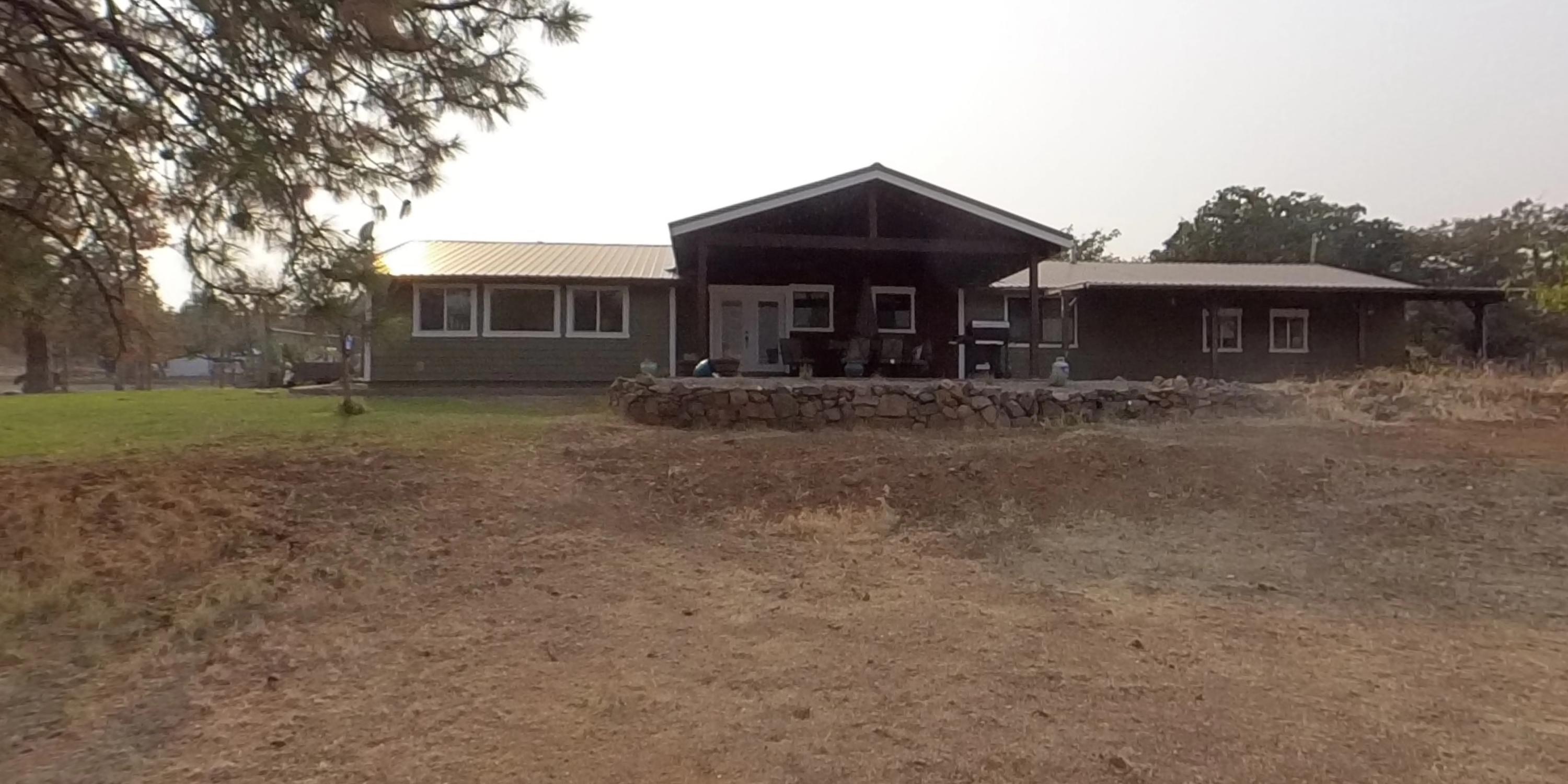 16355 Shiloh Road White City, OR 97503 - Photo 17 of 23 18-East Face front