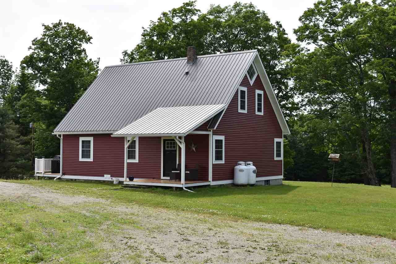 5221 Creek Road Albany, VT 05827 - Photo 3 of 40