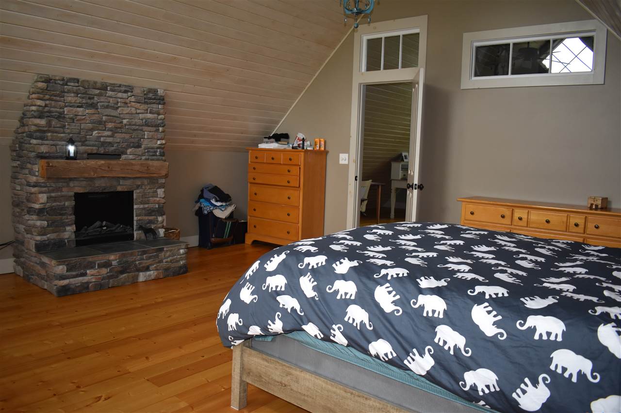 5221 Creek Road Albany, VT 05827 - Photo 21 of 40