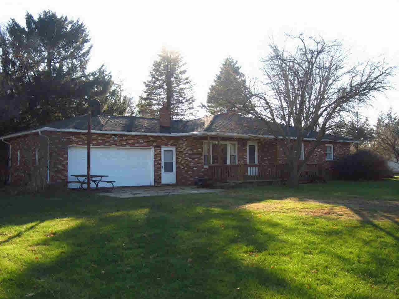 6800 East Parks Road Ovid, MI 48866 - Photo 4 of 26 21174395-5.JPG