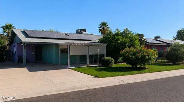 $389,000 | 2222 West Windrose Drive, Phoenix, AZ 85029