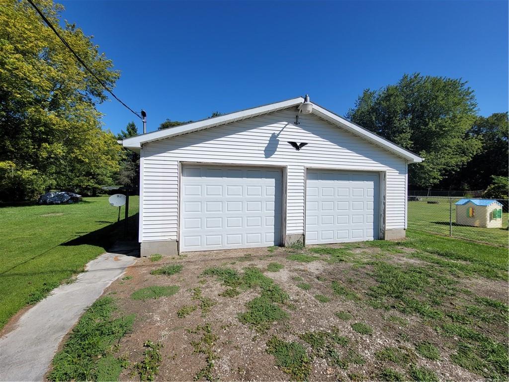 1413 East Harrod Road Austin, IN 47102 - Photo 20 of 21 Gallery Image 20