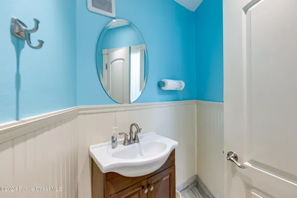 $2,800 | 4000 Ocean Beach Boulevard, Unit 2C, Cocoa Beach, FL 32931