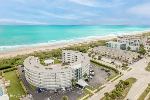 $2,800 | 4000 Ocean Beach Boulevard, Unit 2C, Cocoa Beach, FL 32931