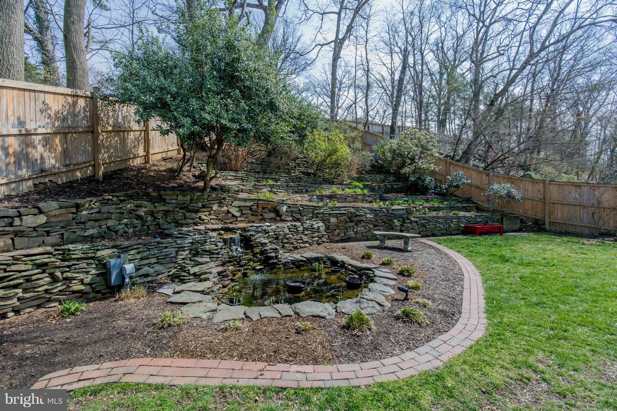 9601 Lorain Avenue Silver Spring, MD 20901 - Photo 5 of 30 a view of a backyard