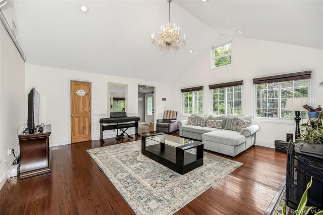 $505,000 | 5 Cross Road, Putnam Valley, NY 10579