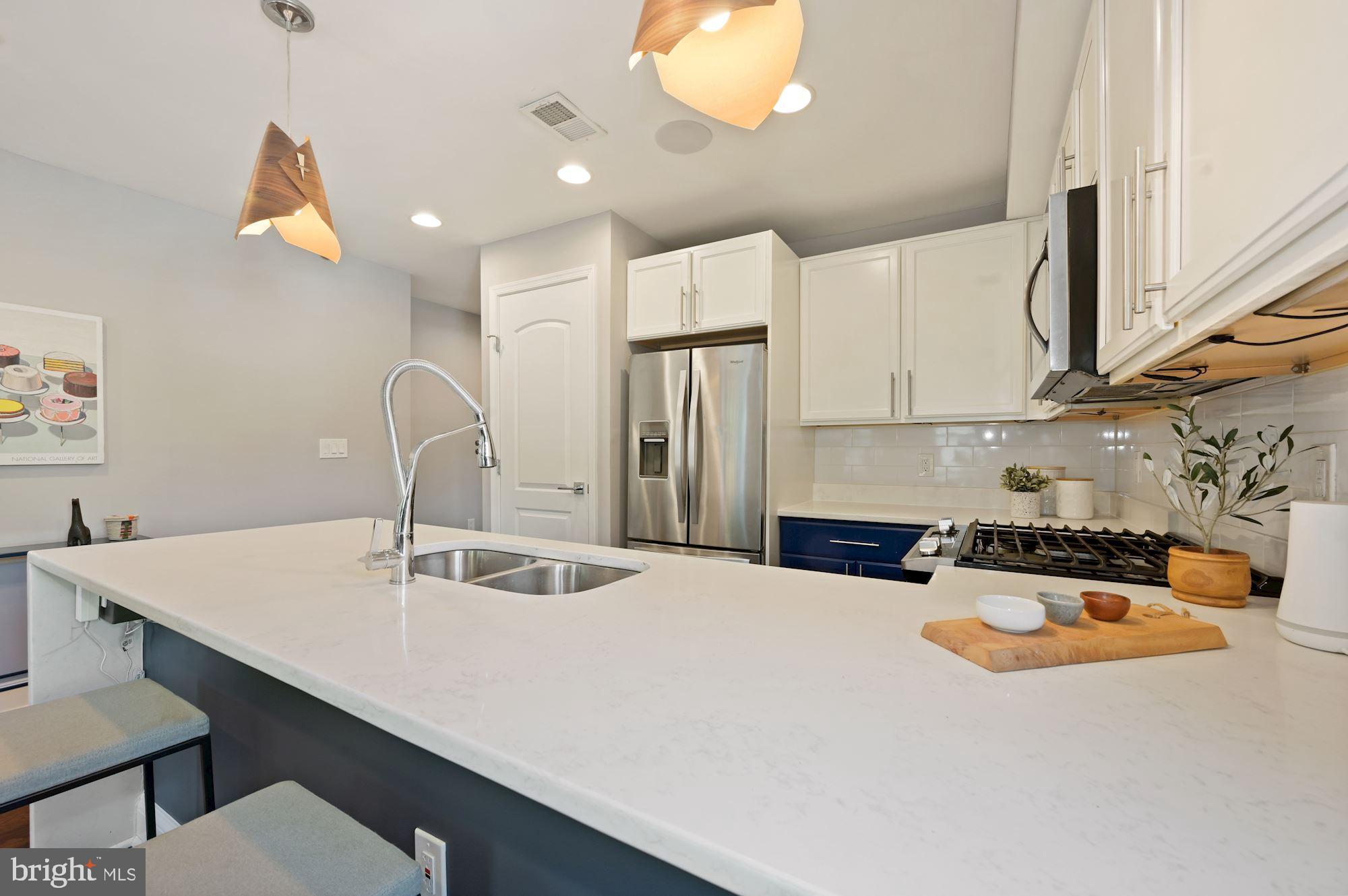 1823 D Street Northeast, Unit B Washington, DC 20002 - Photo 8 of 17