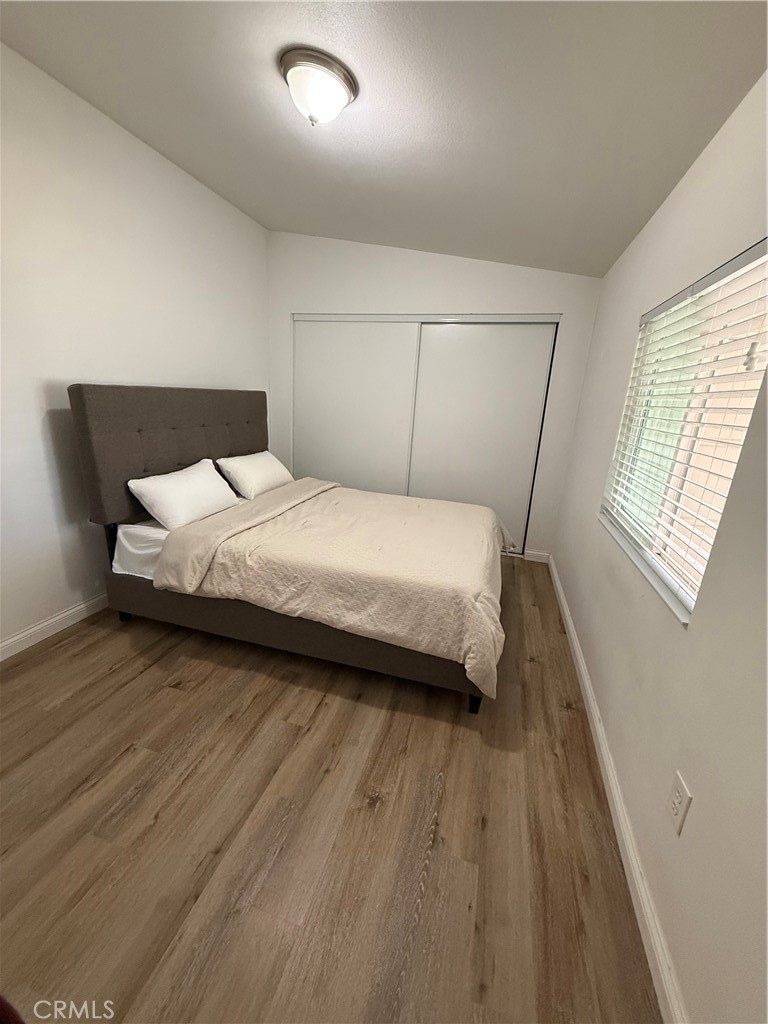 455 East Wilson Street Rialto, CA 92376 - Photo 6 of 20 Main Room.