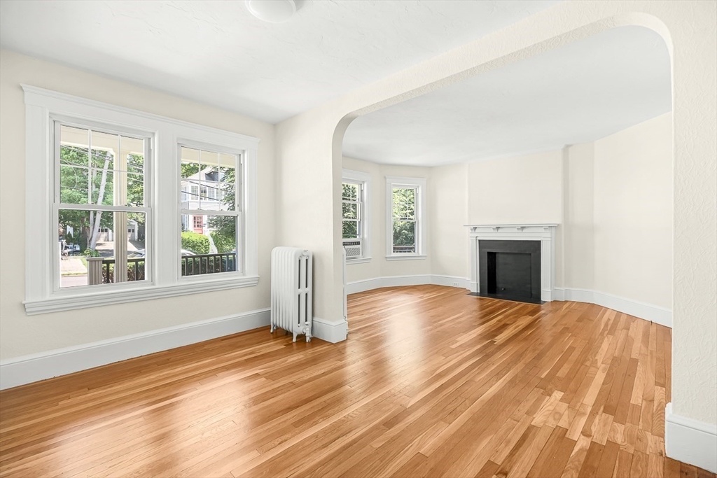 7 Westbourne Road Newton, MA 02459 - Photo 4 of 27