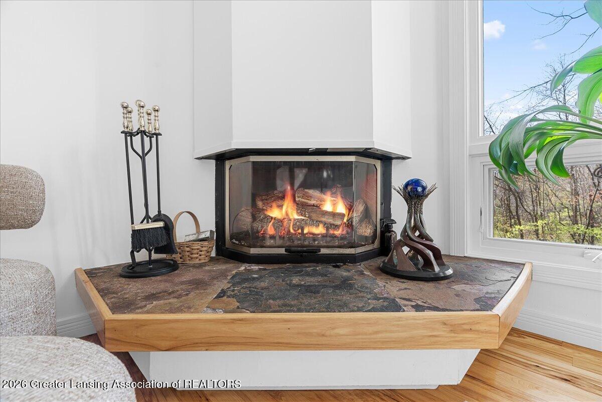 4279 Shadow Ridge Okemos, MI 48864 - Photo 15 of 57 47-Media Jett - 24.2