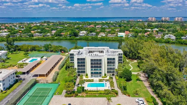 $7,200 | 3240 Gulf Of Mexico Drive, Unit B303, Longboat Key, FL 34228