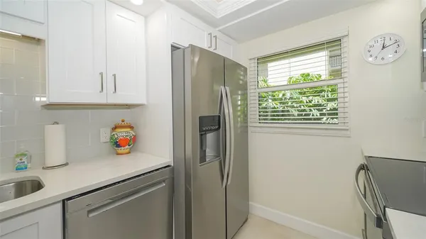 $7,200 | 3240 Gulf Of Mexico Drive, Unit B303, Longboat Key, FL 34228