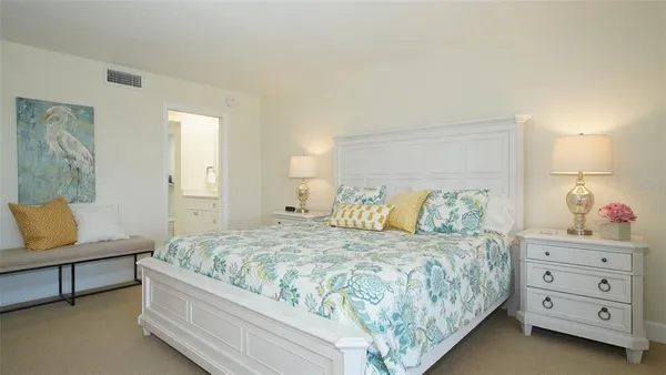 $7,200 | 3240 Gulf Of Mexico Drive, Unit B303, Longboat Key, FL 34228