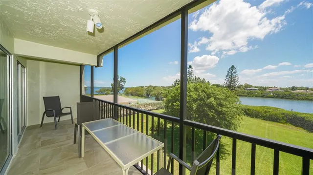 $7,200 | 3240 Gulf Of Mexico Drive, Unit B303, Longboat Key, FL 34228