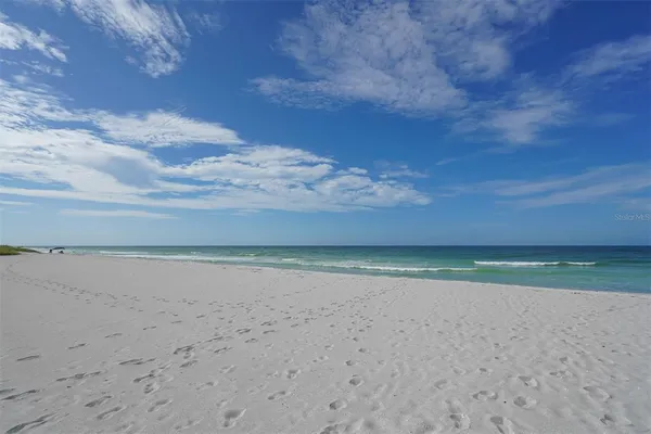 $7,200 | 3240 Gulf Of Mexico Drive, Unit B303, Longboat Key, FL 34228