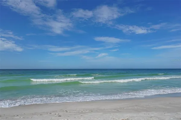 $7,200 | 3240 Gulf Of Mexico Drive, Unit B303, Longboat Key, FL 34228