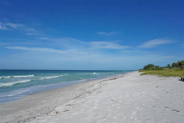 $7,200 | 3240 Gulf Of Mexico Drive, Unit B303, Longboat Key, FL 34228