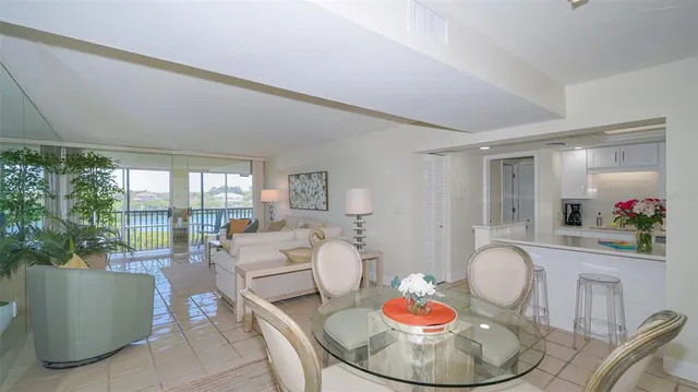 $7,200 | 3240 Gulf Of Mexico Drive, Unit B303, Longboat Key, FL 34228