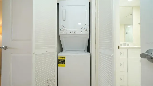 $7,200 | 3240 Gulf Of Mexico Drive, Unit B303, Longboat Key, FL 34228