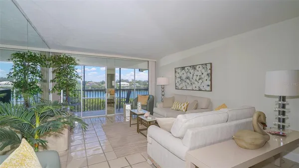 $7,200 | 3240 Gulf Of Mexico Drive, Unit B303, Longboat Key, FL 34228