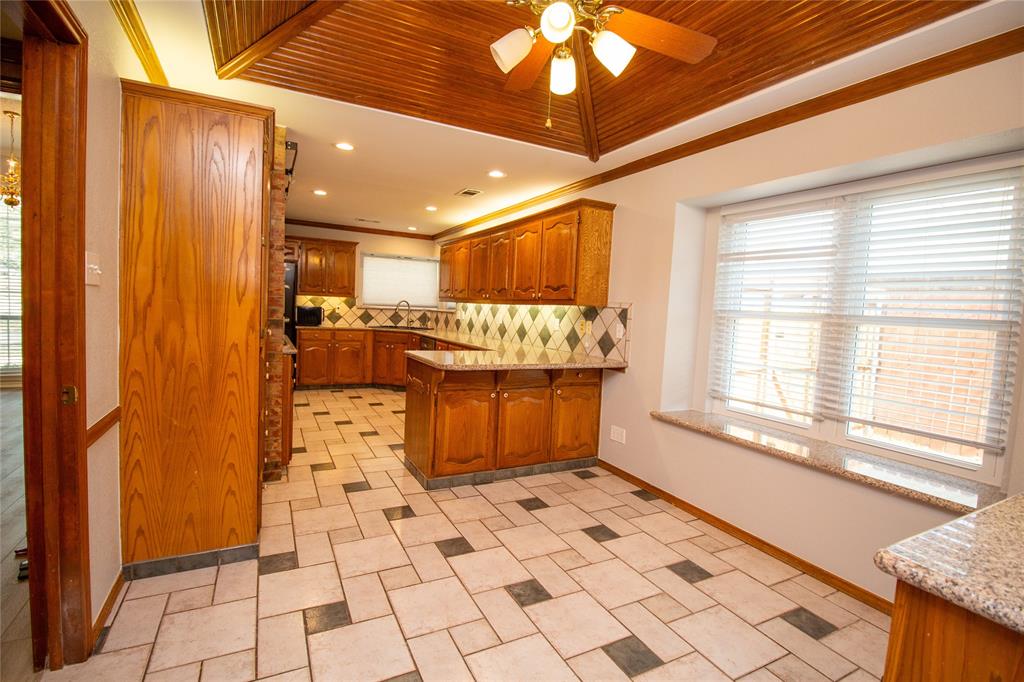 2410 Radcliffe Drive Rowlett, TX 75088 - Photo 10 of 33