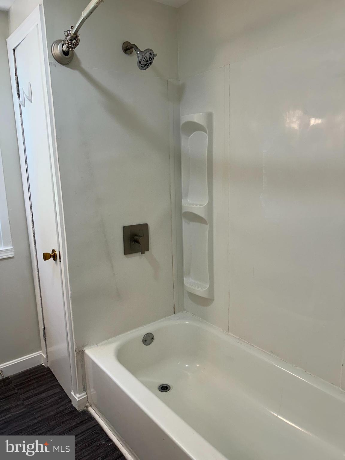 1299 Porters Road Spring Grove, PA 17362 - Photo 13 of 21 a bathroom with a tub