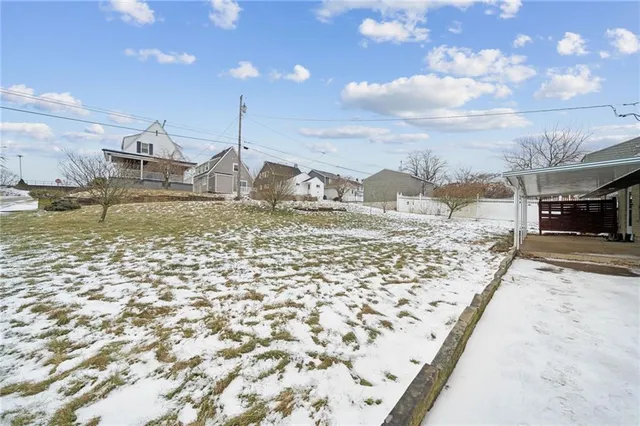 $237,000 | 600 Lewis Avenue, Jeannette, PA 15644