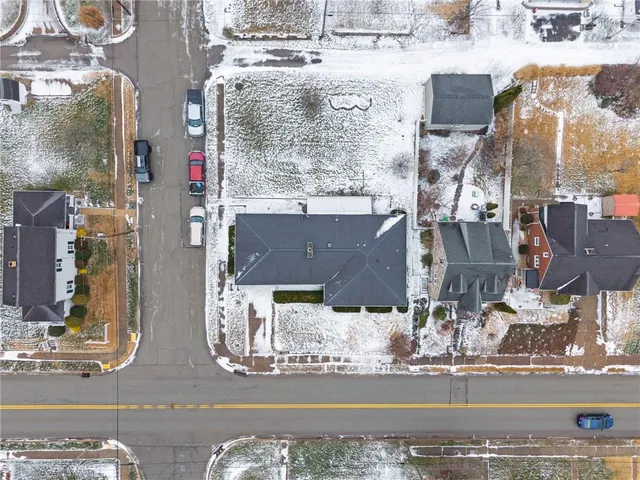 $237,000 | 600 Lewis Avenue, Jeannette, PA 15644