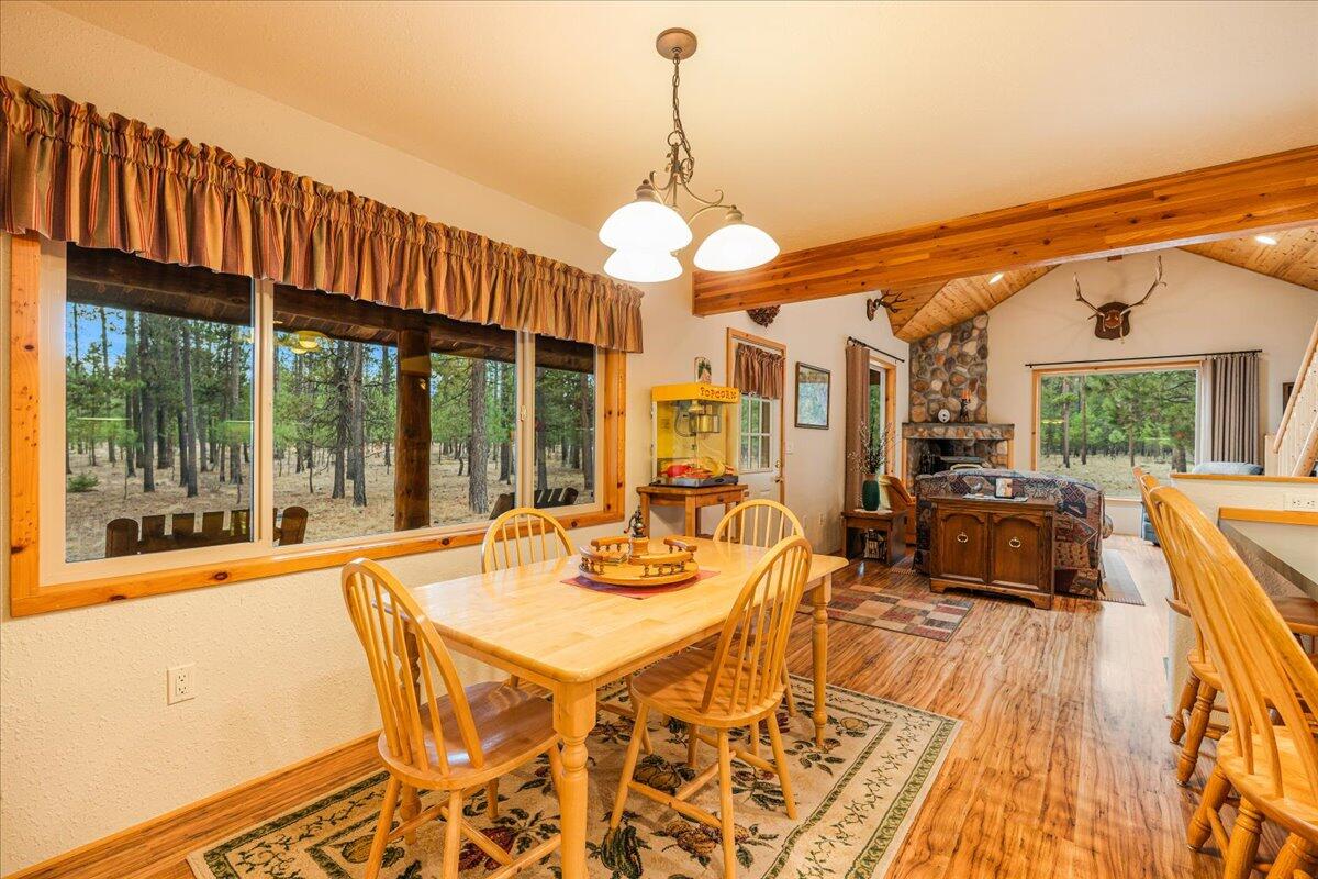 152038 Conestoga Road La Pine, OR 97739 - Photo 10 of 53 152038 Conestoga