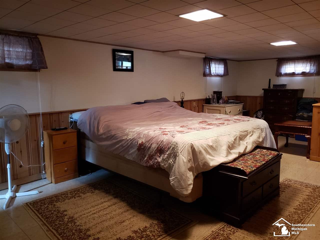 5931 Summerfield Road Petersburg, MI 49270 - Photo 13 of 21 31360721-12.JPG
