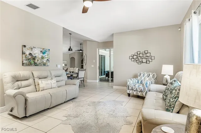 $7,468 | 2817 Southwest 42nd Lane, Cape Coral, FL 33914