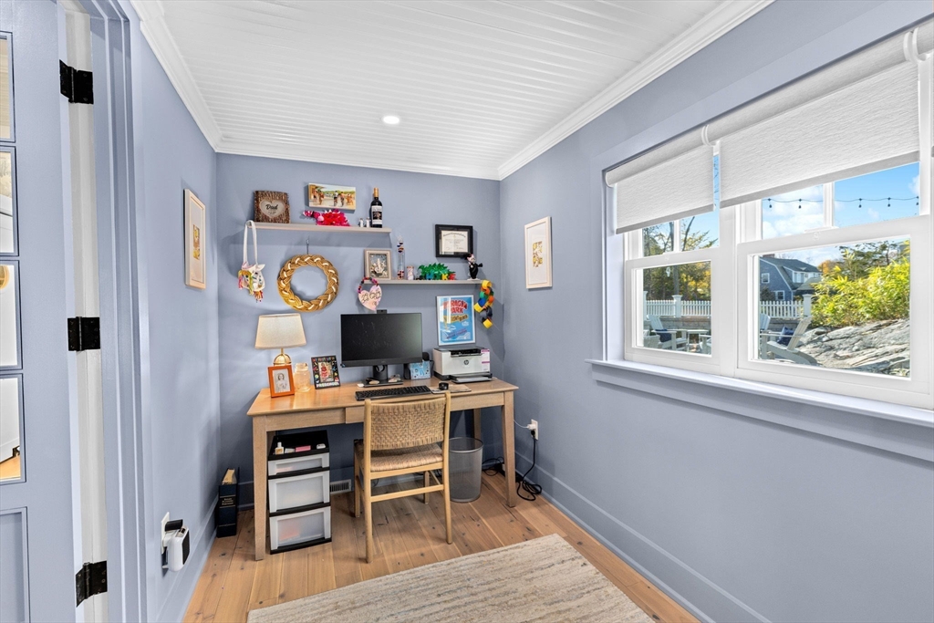 572 Jerusalem Road Cohasset, MA 02025 - Photo 11 of 42