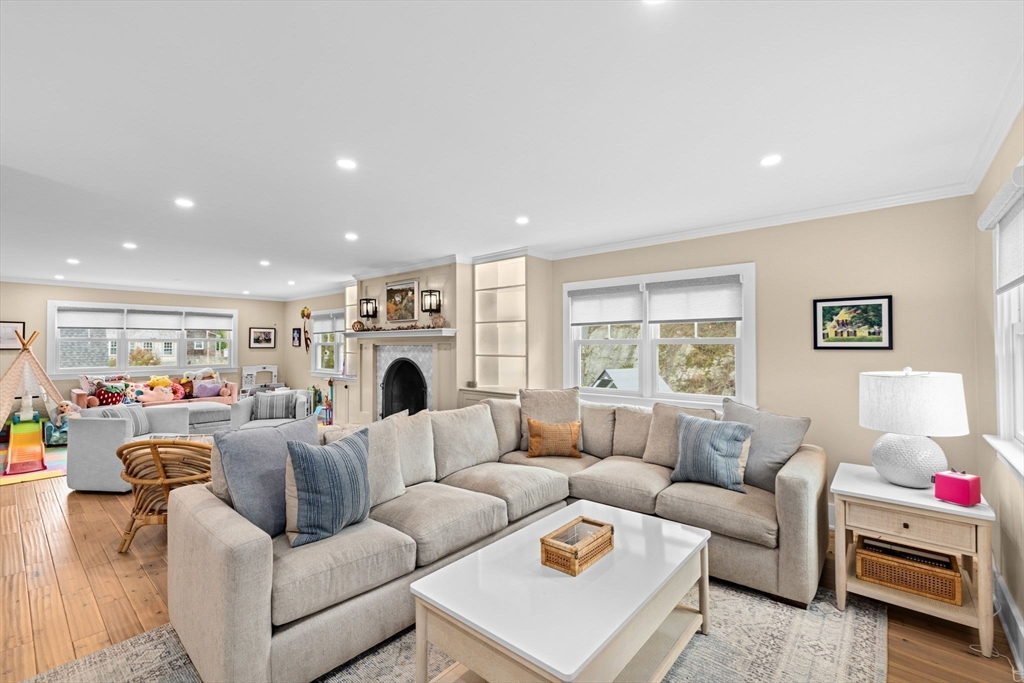 572 Jerusalem Road Cohasset, MA 02025 - Photo 23 of 42