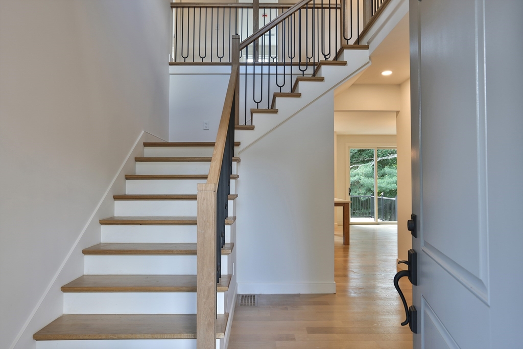 29 Cox Street Hudson, MA 01749 - Photo 20 of 36