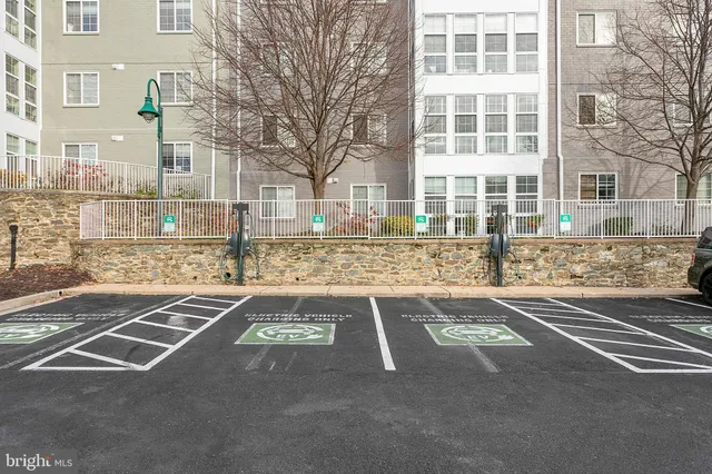 $505,000 | 4193 South Four Mile Run Drive, Unit 202, Arlington, VA 22204