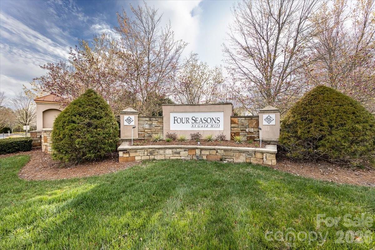 355 Garnet Court Fort Mill, SC 29708 - Photo 28 of 48