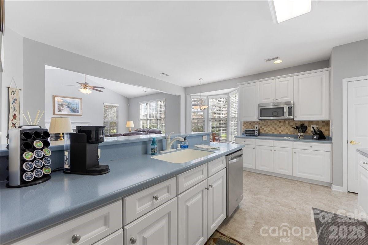 355 Garnet Court Fort Mill, SC 29708 - Photo 5 of 48