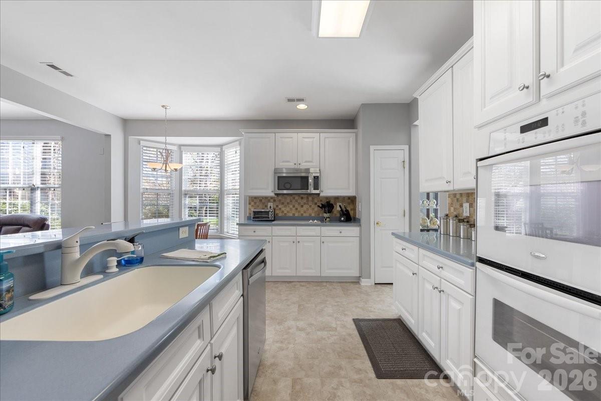 355 Garnet Court Fort Mill, SC 29708 - Photo 7 of 48